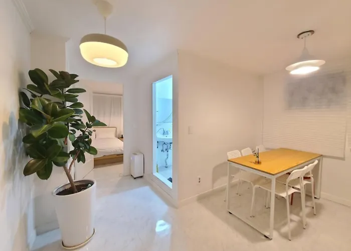 게스트하우스 Yeonnam House