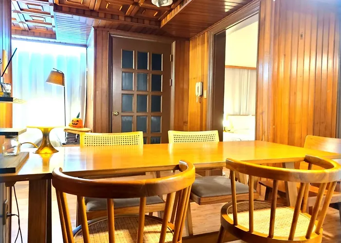 Yeonnam House *